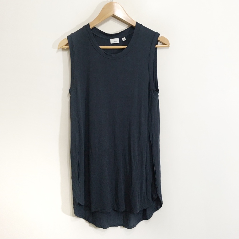 Aritzia Black Sleeveless Long Tank Top